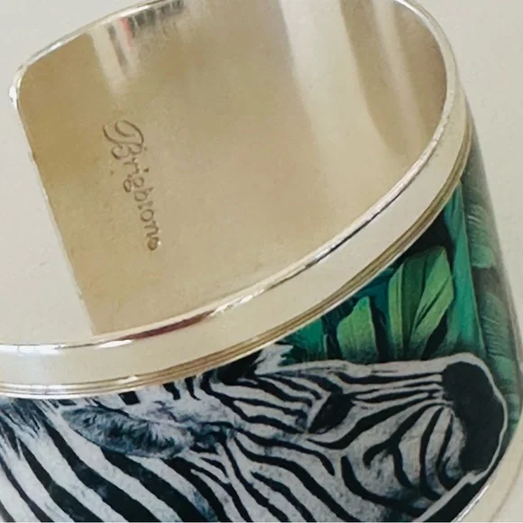 NWT Brighton Pop Appeal Zebra Cuff
Bracelet - Picture 3 of 5